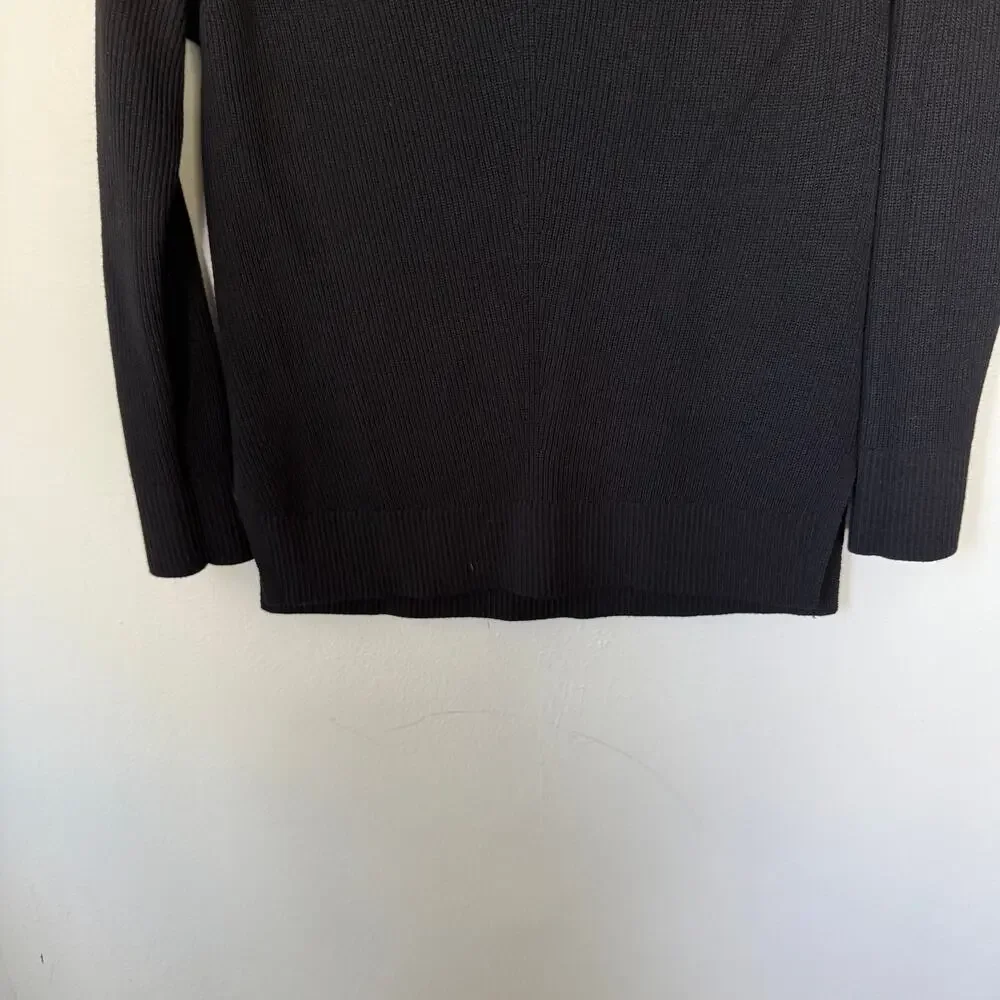 Athleta Black V Neck Ribbed long sleeves top size XS/P - Picture 4 of 8